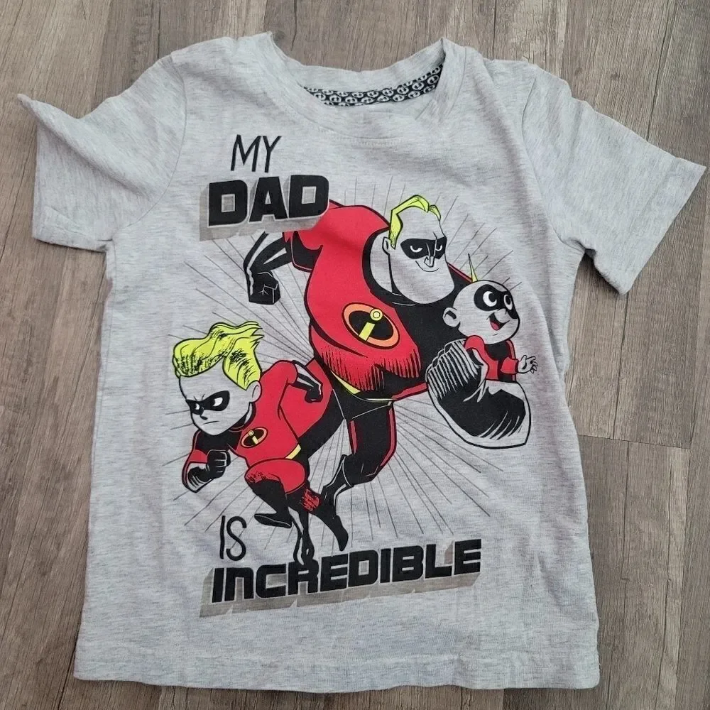 The incredibles graphic tee and knit shorts